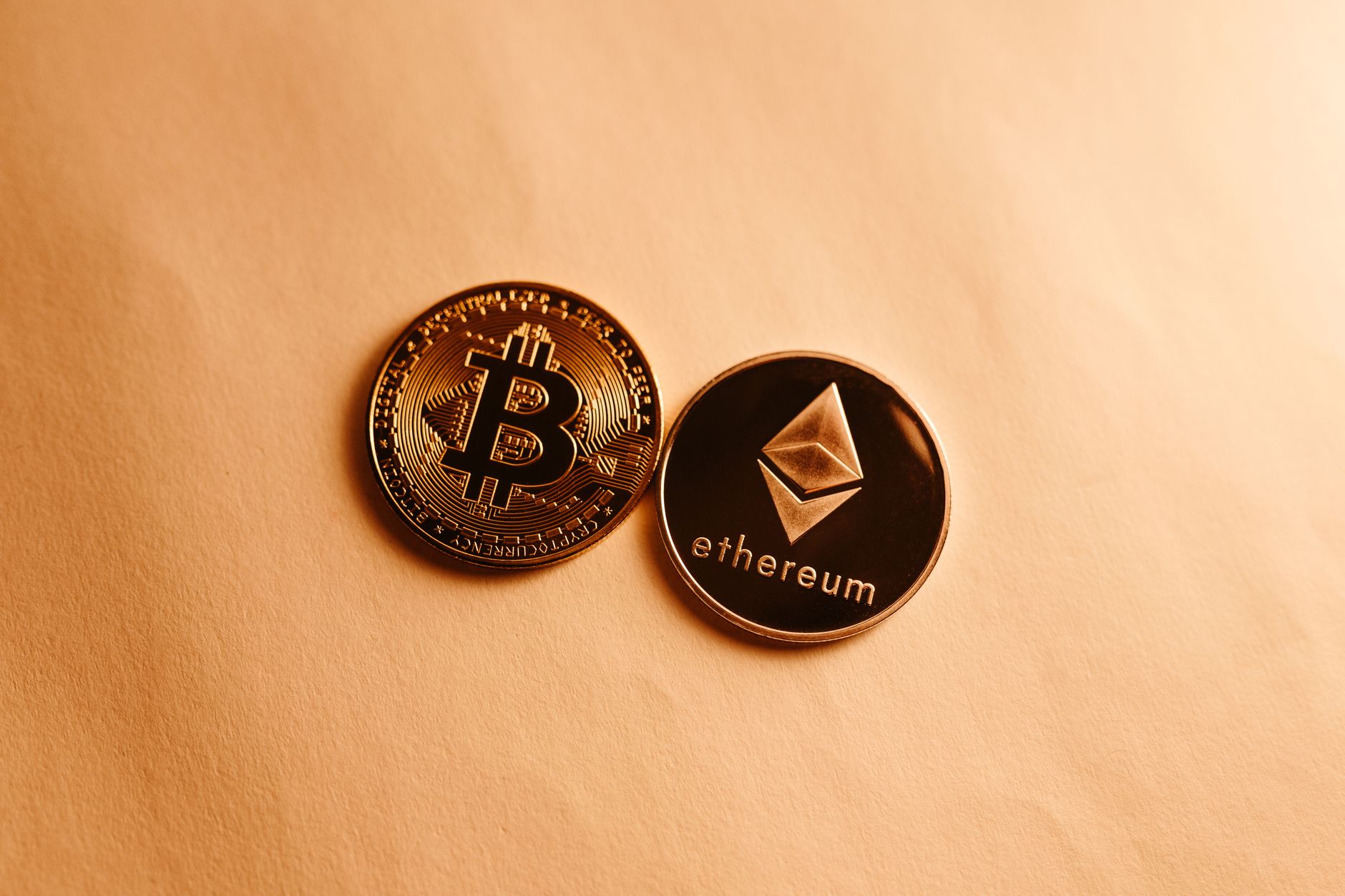 Bitcoin, Ethereum Escape Broader Market Slide