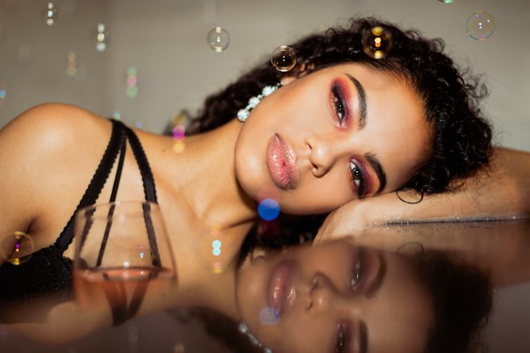 Photo Make-up: Trucuri și combinații de produse pentru un machiaj impecabil și natural