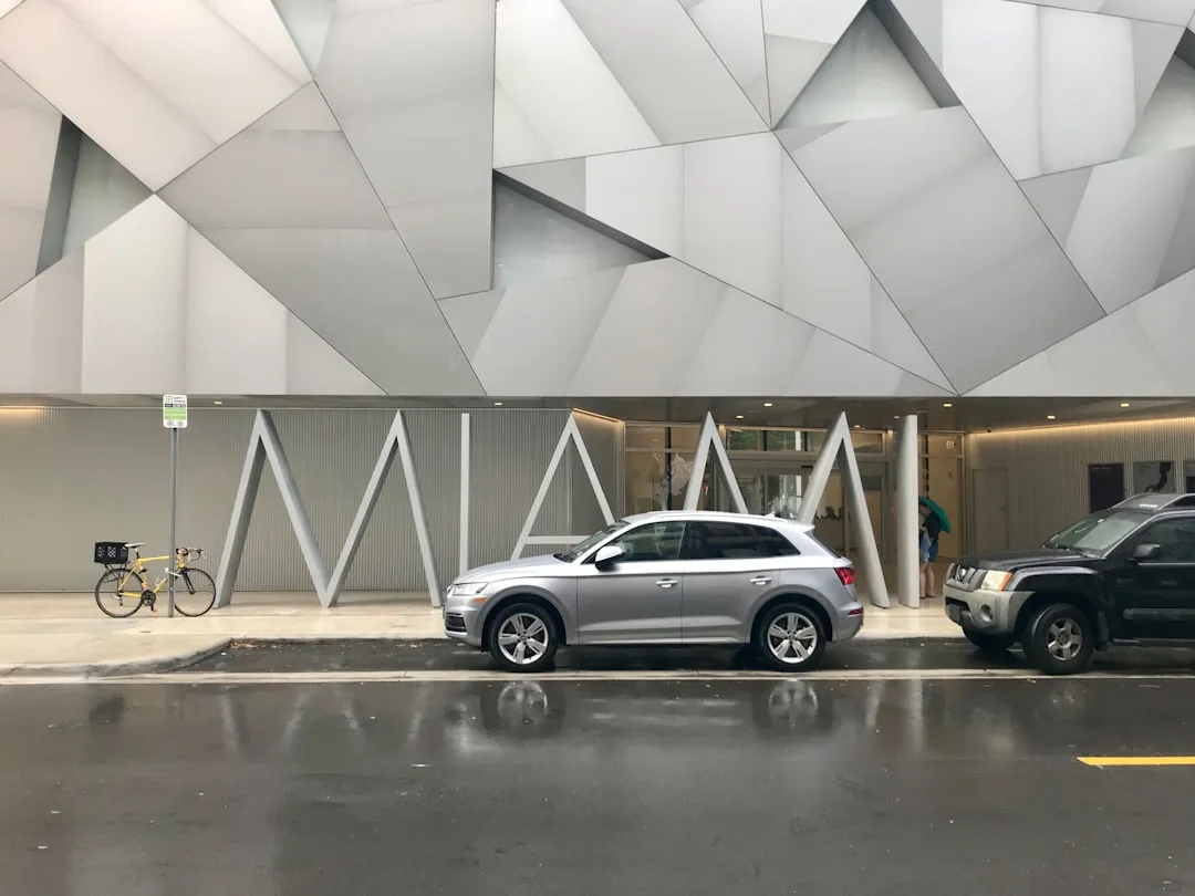 Photo Car dealership