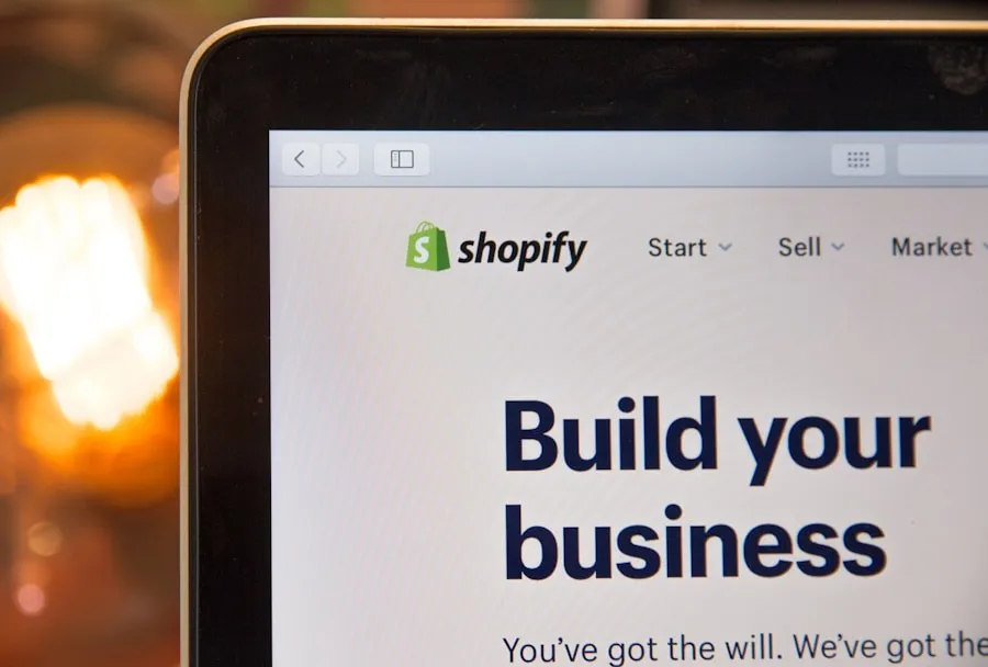 Photo "The complete guide to choosing an ecommerce platform that suits your needs"