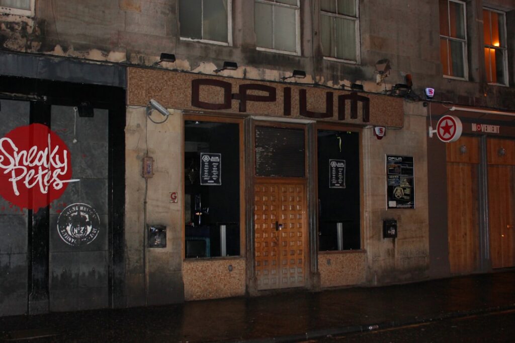 Photo pump & dump