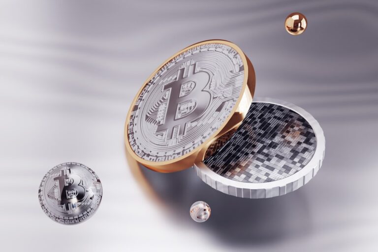 Photo invest in crypto