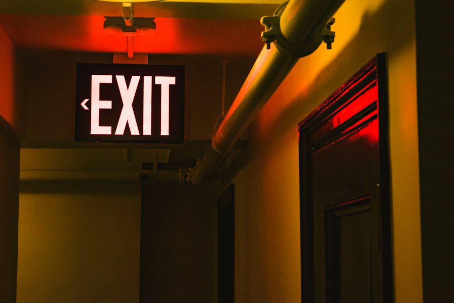 Photo exit strategy