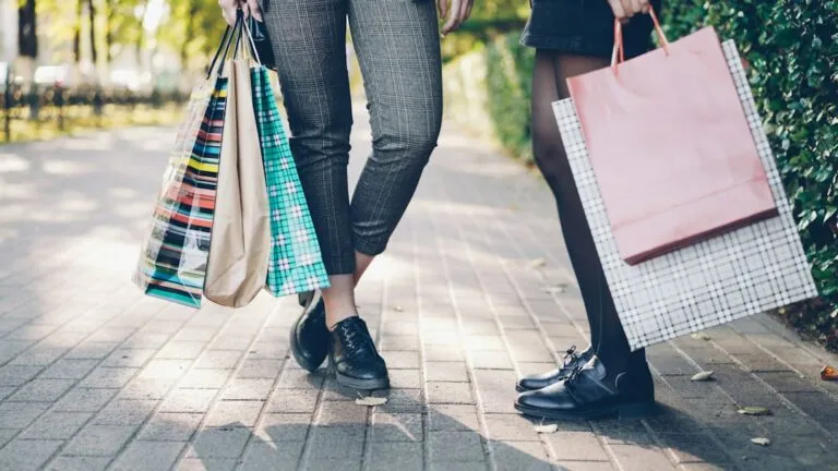 Photo smart shopping tips